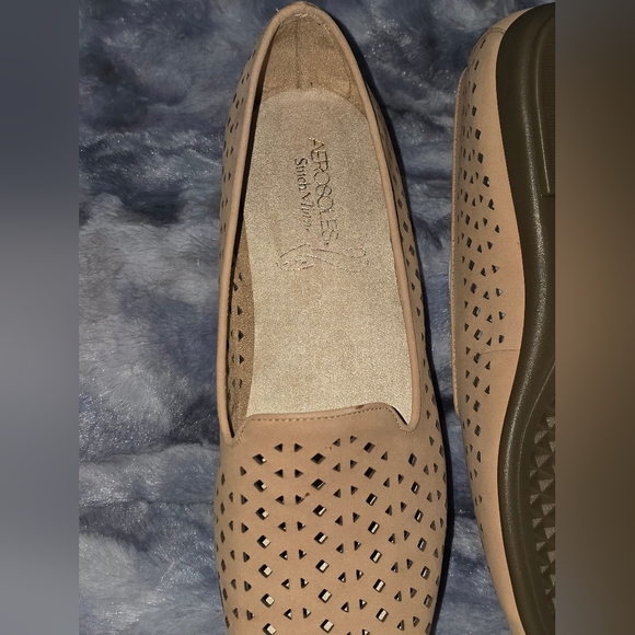NWB AEROSOLES You Betcha Casual Loafer Nude Nubuck Color Size 11 - Picture 9 of 10
